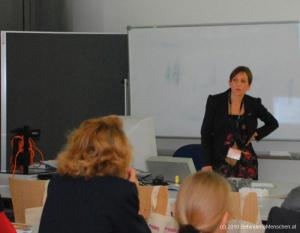 30 Mag. Schabereiter-Ulmvom BBRZ gestaltet einen Workshop zur sozialen und beruflichen Reintegration von Menschen mit neurologischen Einschr%E4nkungen